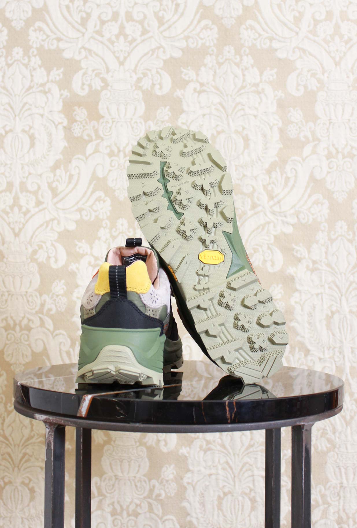 sneakers iwano di flower mountain da uomo con suola in vibram color military green