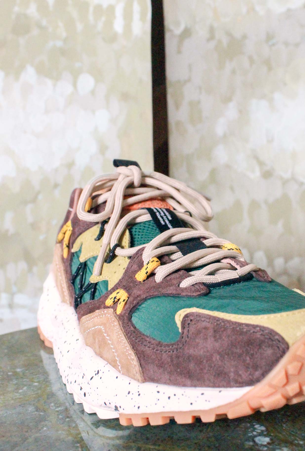 Sneaker trekking/running Flower Mountain Yamabushi Man versione Suede-Nylon  tonalità Dark Brown-Green Bottle-Zucca