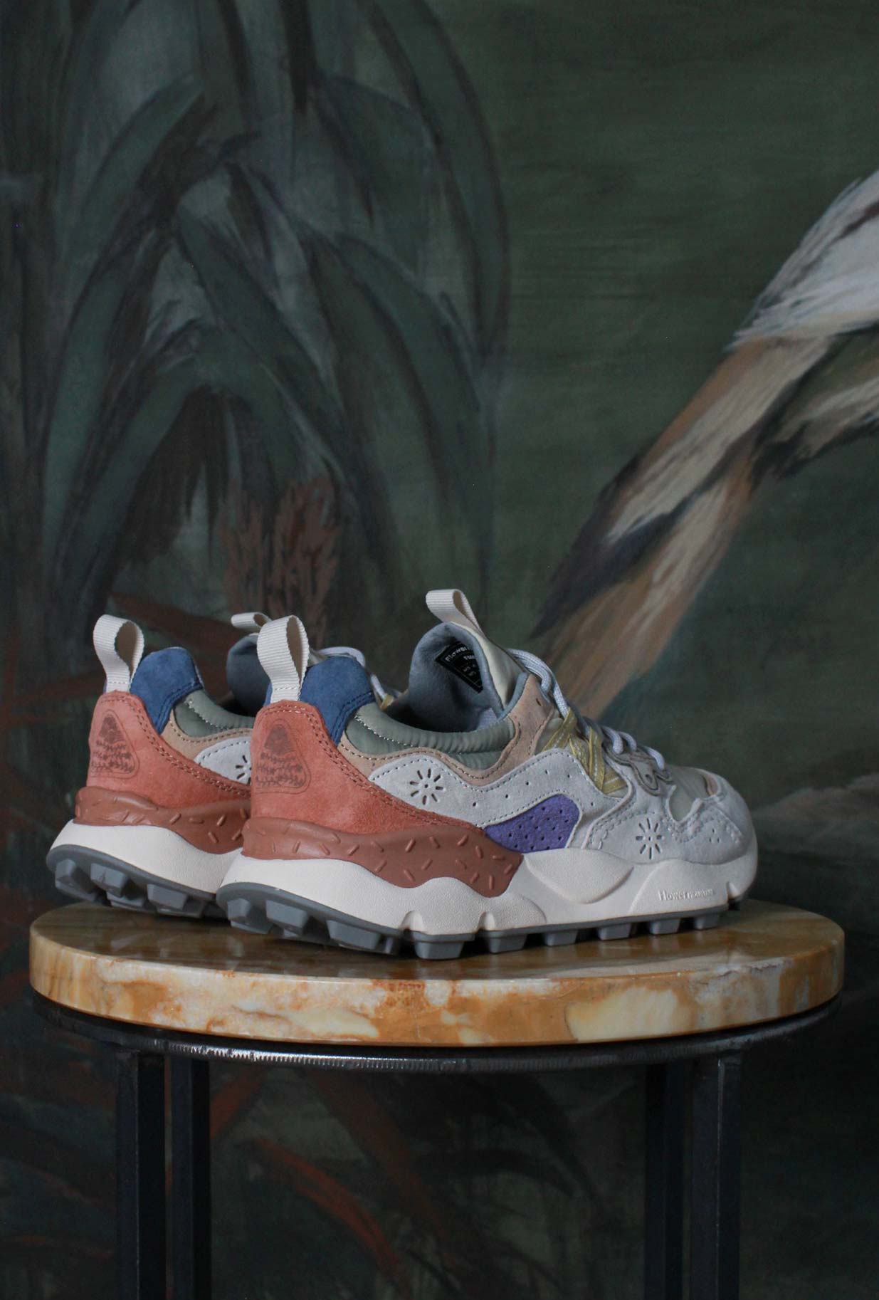 Sneakers Yamano da uomo di Flower Mountain in nylon color beige e viola pe25
