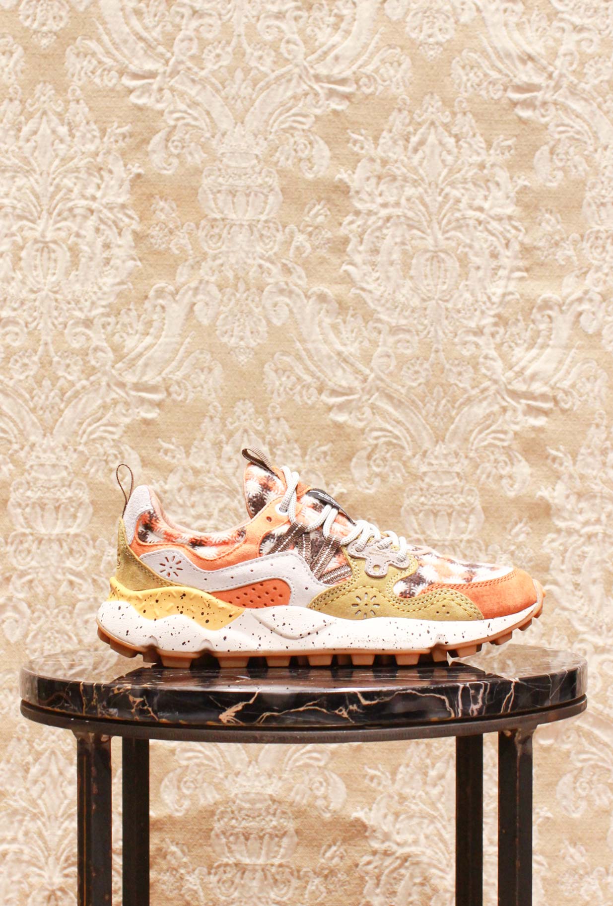 Sneakers yamano da donna di flower mountain in lana checked color orange zucca e white