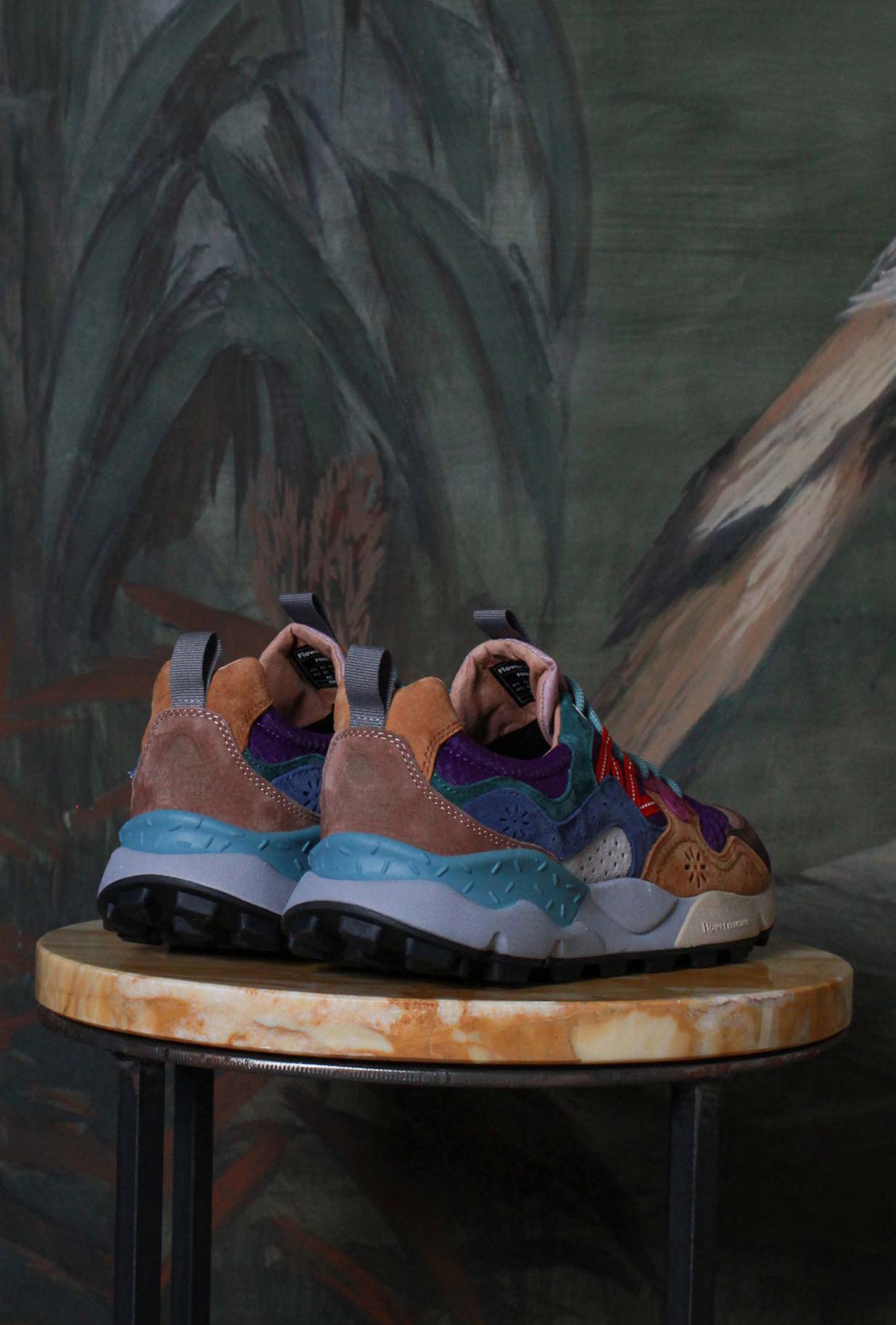 Sneakers Yamano Suede Nylon della Flower Mountain di materiali pregiati di colore Antracite Mud Deep Blue da uomo