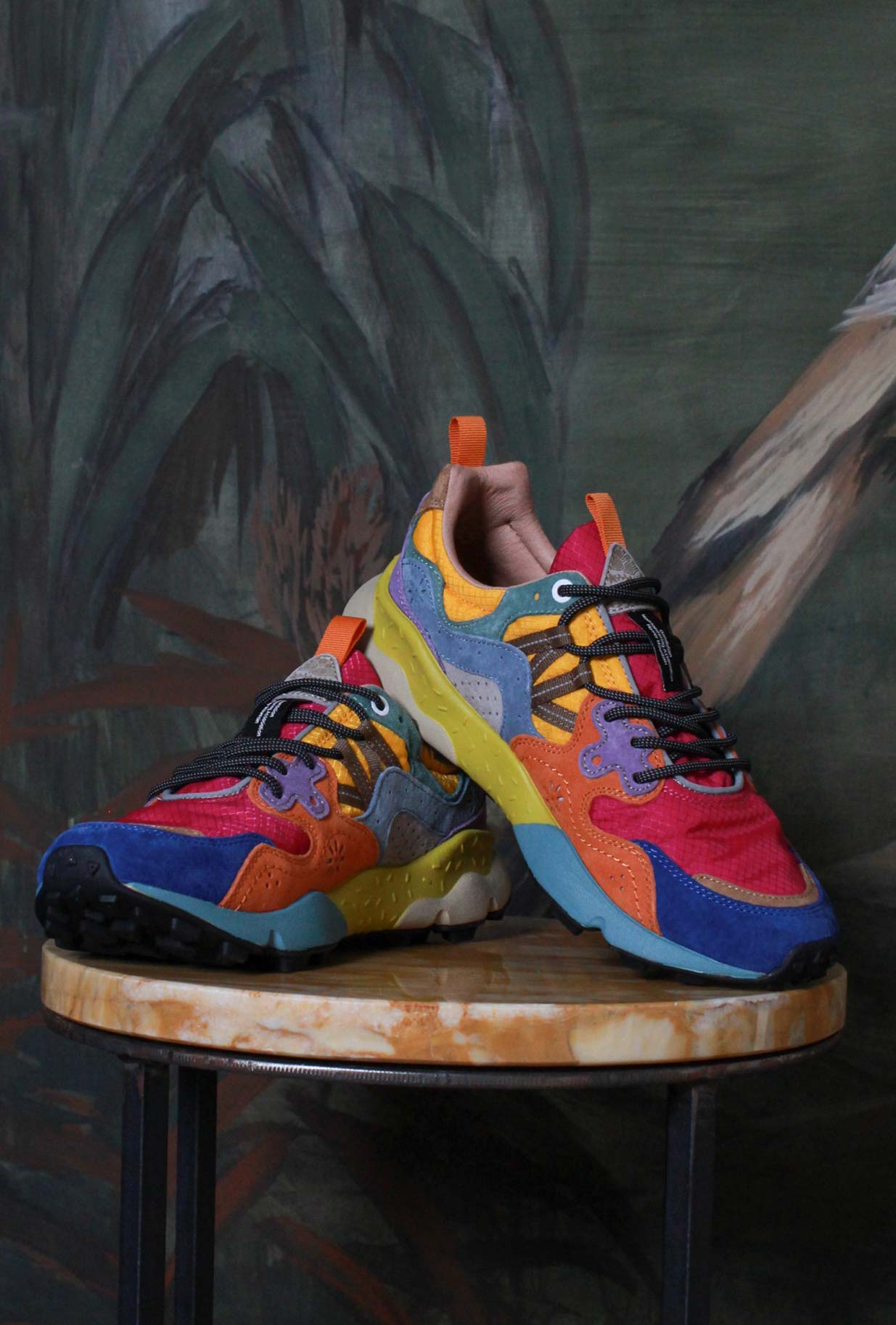 Sneakers Yamano Suede Nylon della Flower Mountain di materiali pregiati di colore Antracite Mud Deep Blue da uomo