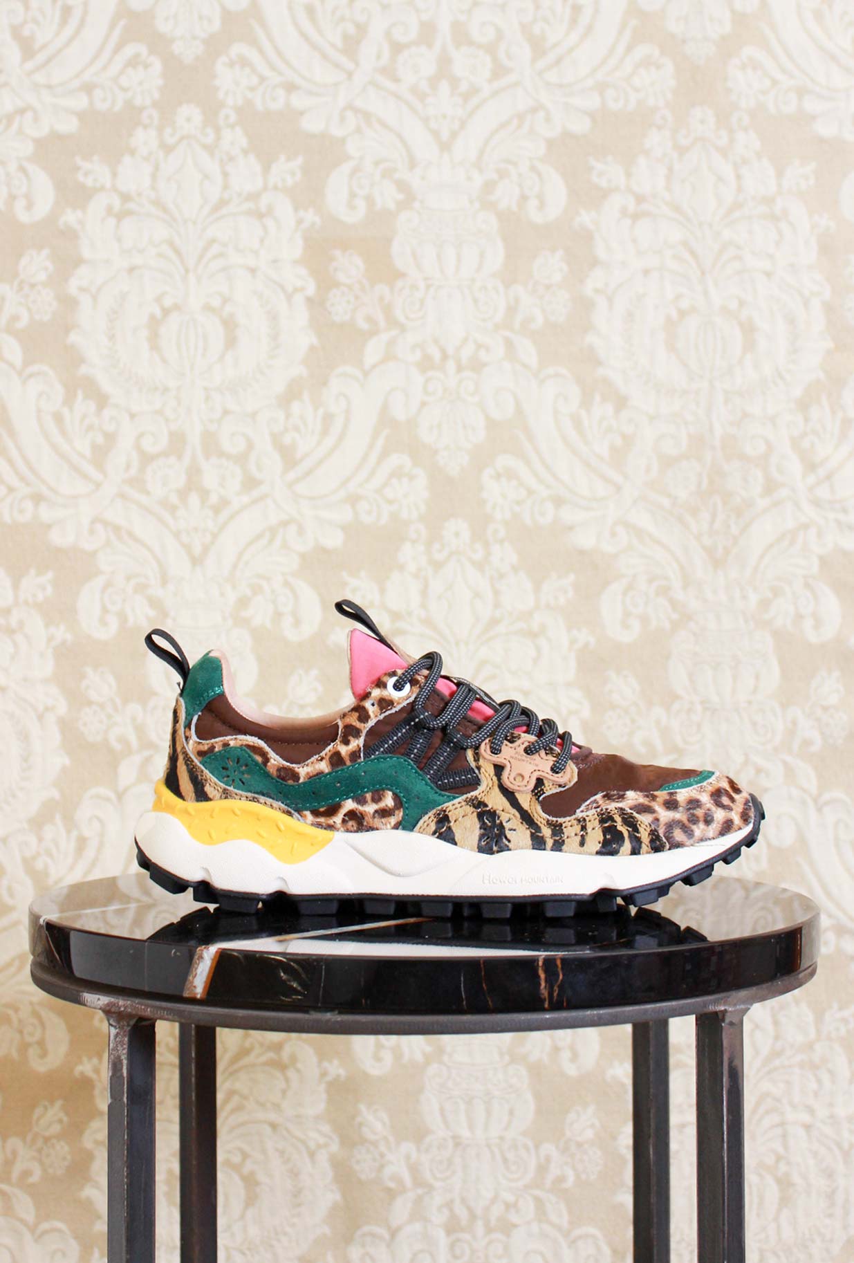 Sneakers Yamano di flower mountain nell'esclusiva variante pony hair brown maculata jungle da donna