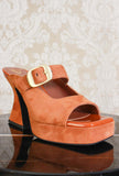 sandalo mules plateau di gianpaolo viozzi in suede color tangerine tacco 095