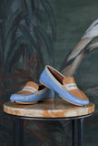 Mocassino driver di greige in pelle shiny color azzurro beige e moka da donna