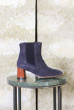 Stivaletto Chelsea Melzo della maison Greige Realizzato in morbido suede tonalità Japan Blue da Donna 