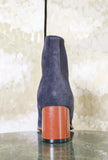 Stivaletto Chelsea Melzo della maison Greige Realizzato in morbido suede tonalità Japan Blue da Donna 