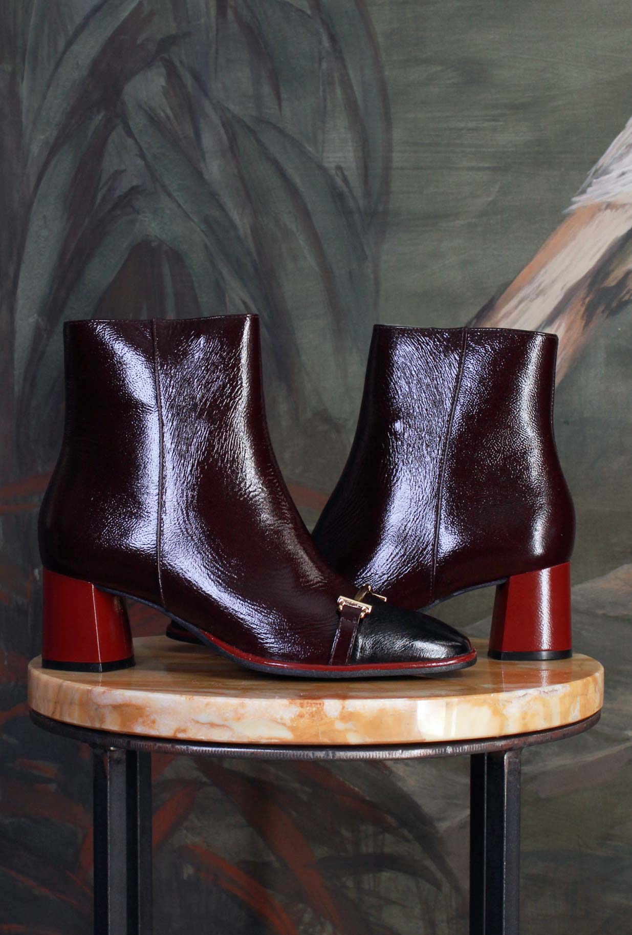 Stivaletto Morsetto Très Chic della Greige di colore Wine da donna
