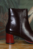 Stivaletto Morsetto Très Chic della Greige di colore Wine da donna