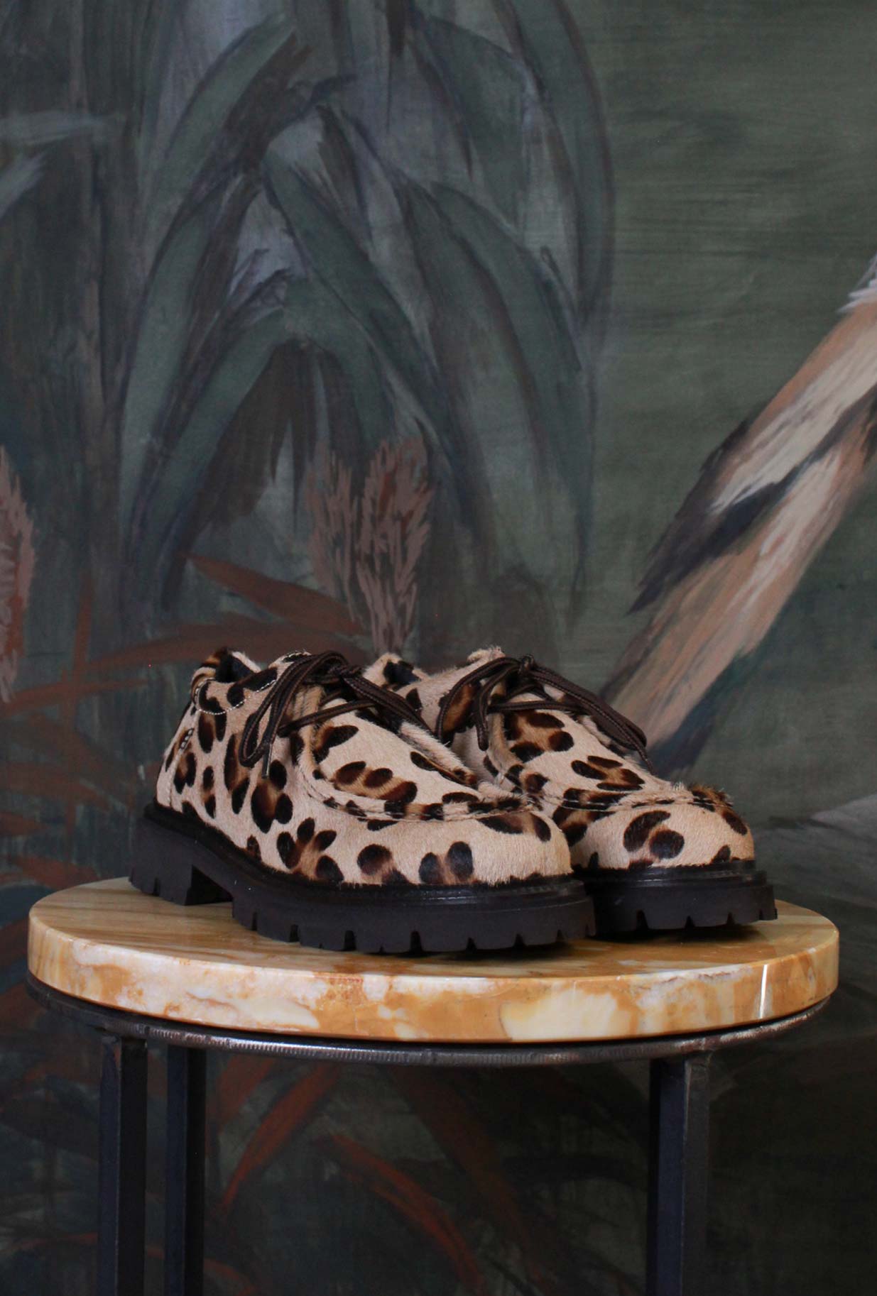 scarpa ingegnere da donna di kjore project realizzata in pregiato cavallino color leopard e suola extralight