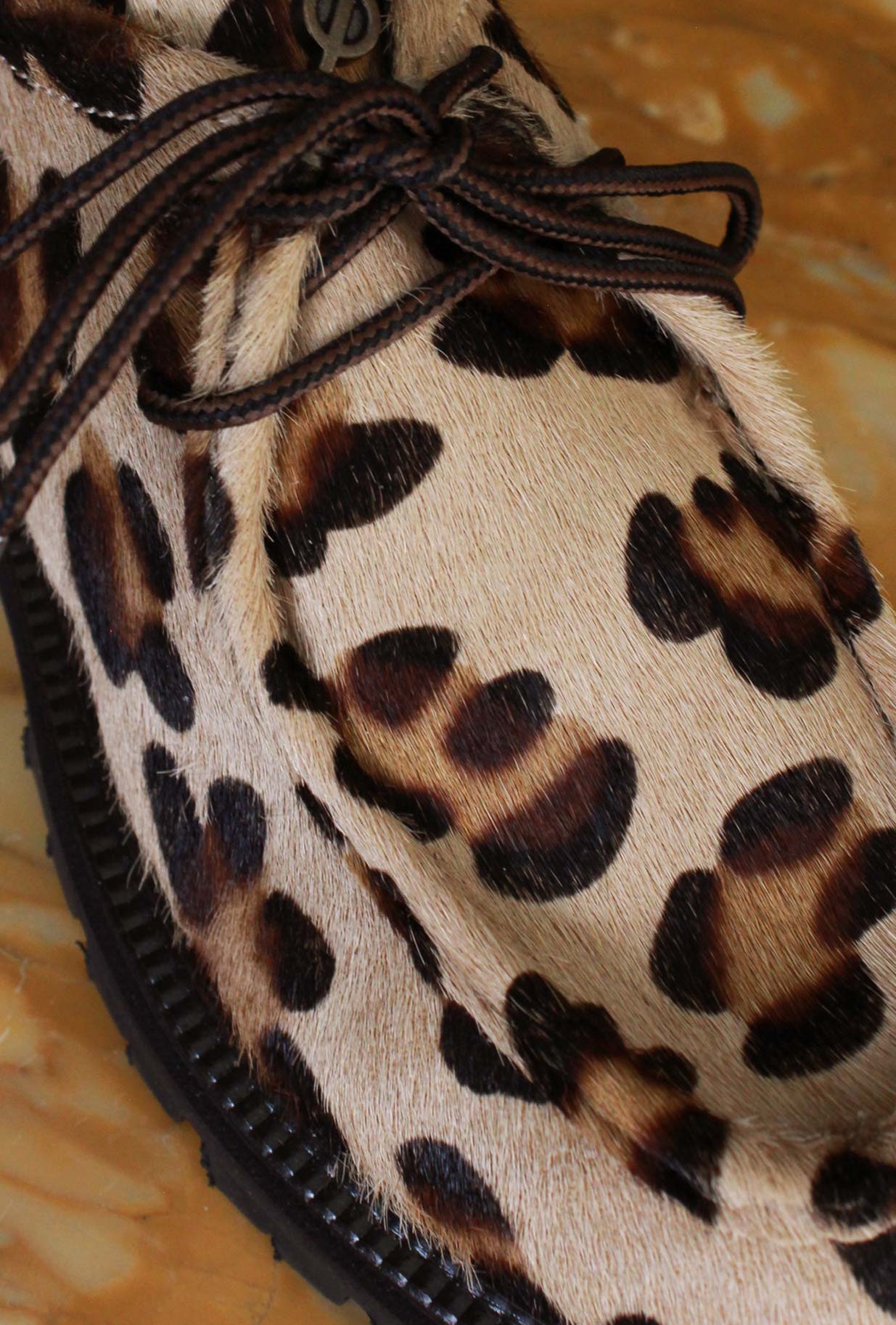 scarpa ingegnere da donna di kjore project realizzata in pregiato cavallino color leopard e suola extralight