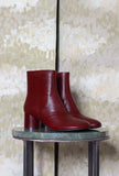 Stivaletto Jela di LOafer realizzato in pelle nella sofisticata tonalità Blood da Donna