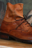 Polacchino Stringato Ranch di Le Margo di color cognac in pelle da donna