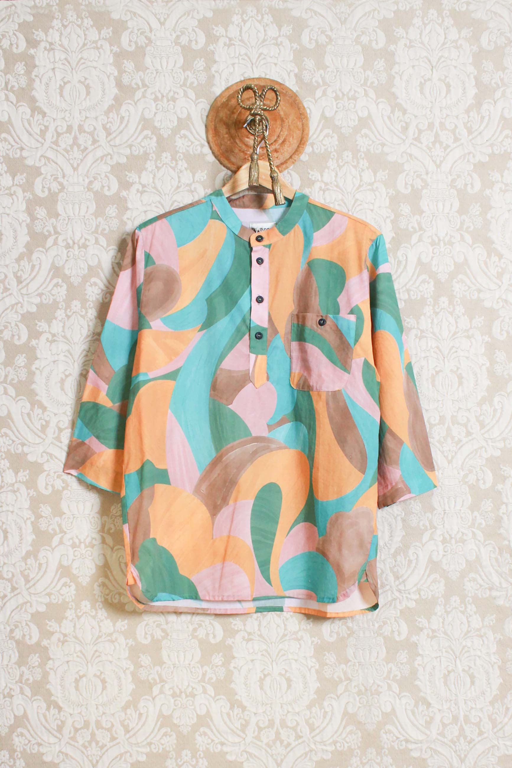 Camicia Guru di madson km0 made in bassano in mussola di cotone fantasia art brush ss24