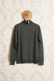 Maglia girocollo in lana a treccia stretta della maison masq nell'inedito color verde olive