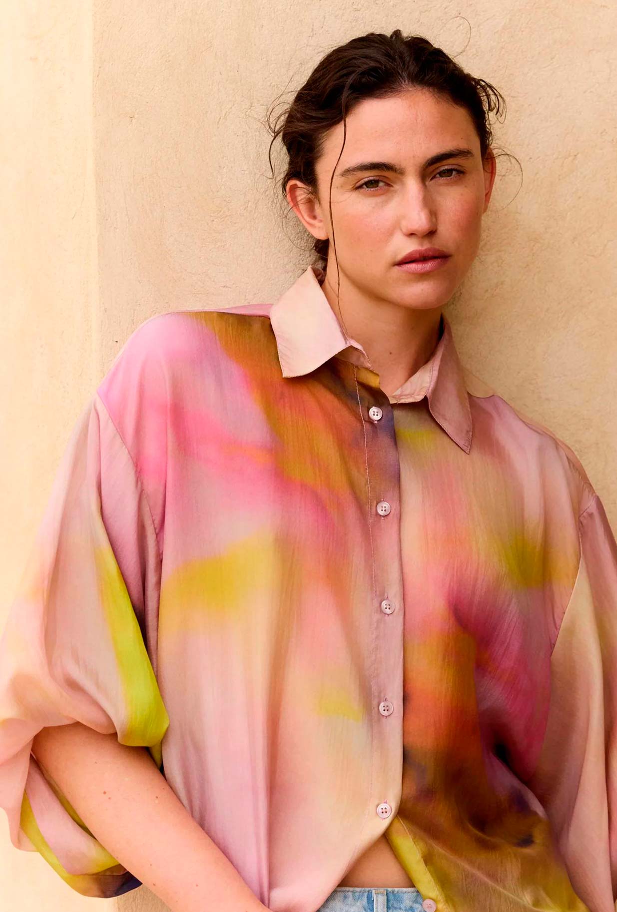 Over-Shirt Reini firmata Mes Demoiselles Paris realizzata in pregiata seta habotai esaltata dalla delicata stampa Rainbow da Donna