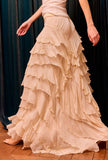 Gonna Cherry Charleston Butterfly di Mes Demoiselles Paris avvolge la figura in un’aura sognate