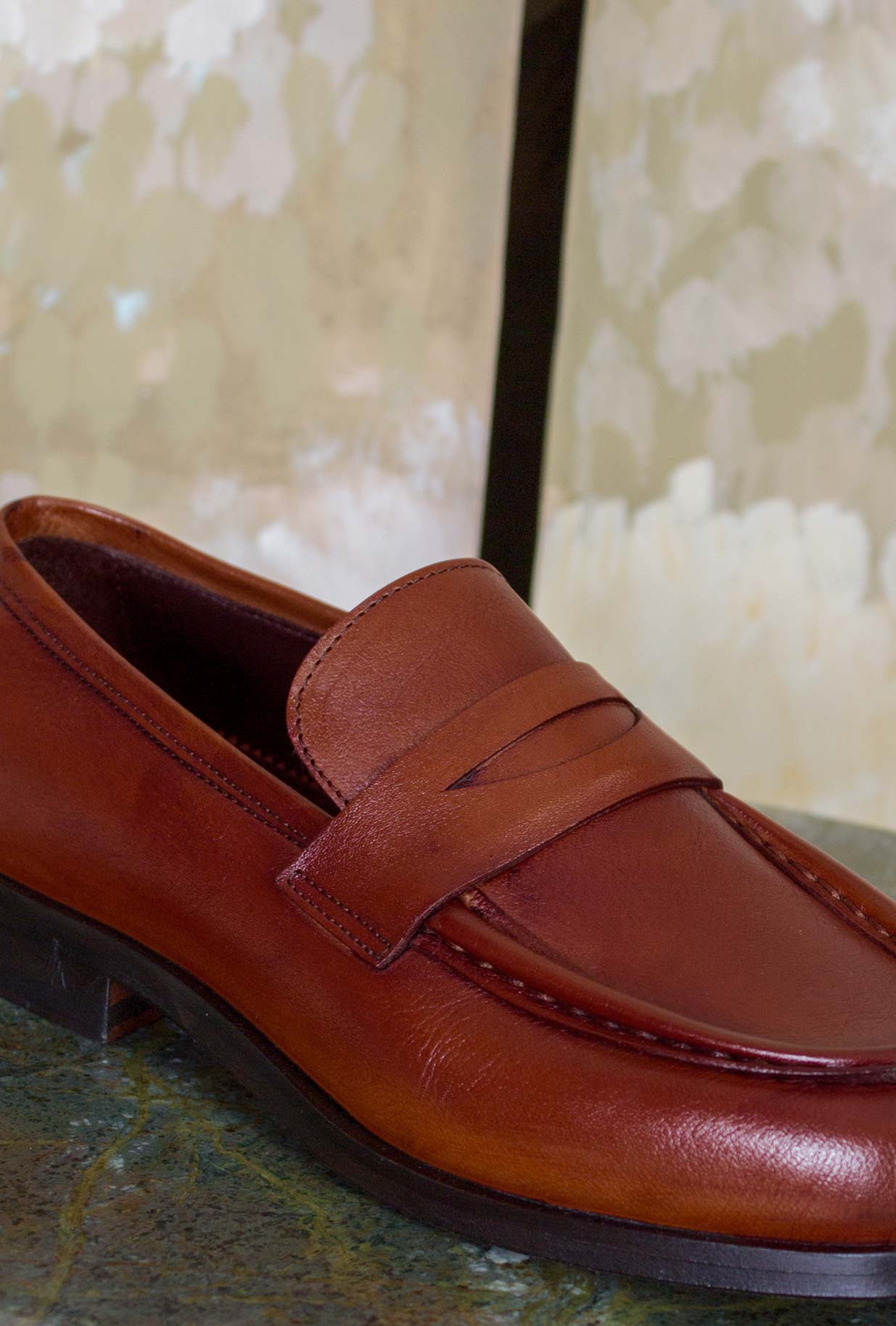 Mocassino 70’s Harper Morgillo realizzato in morbida pelle color Cuoio da Uomo