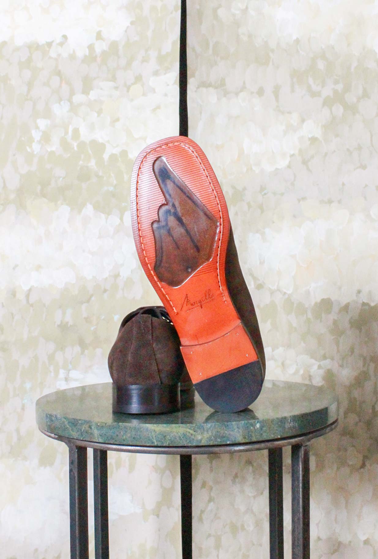 Scarpa Stringata Japan firmata Morgillo realizzata in suede nella tonalità Testa di Moro