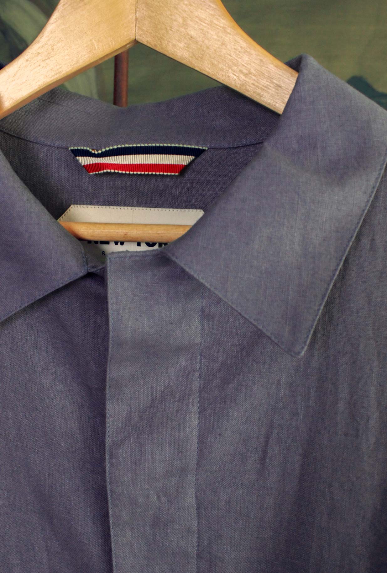Shirt Jacket Columbus firmata New York Resident realizzata in leggero trumbler linen nella sofisticata tonalità Avio da Uomo