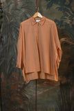 Camicia Over Side-Cut di Niù nella calda tonalità Rumah da Donna