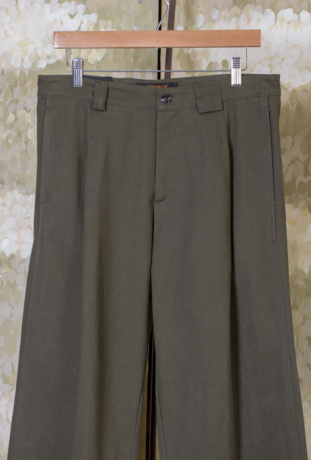 Pantalone Recco di Officina 36 realizzato in cotone nella sofisticata tonalità Military Green da Uomo