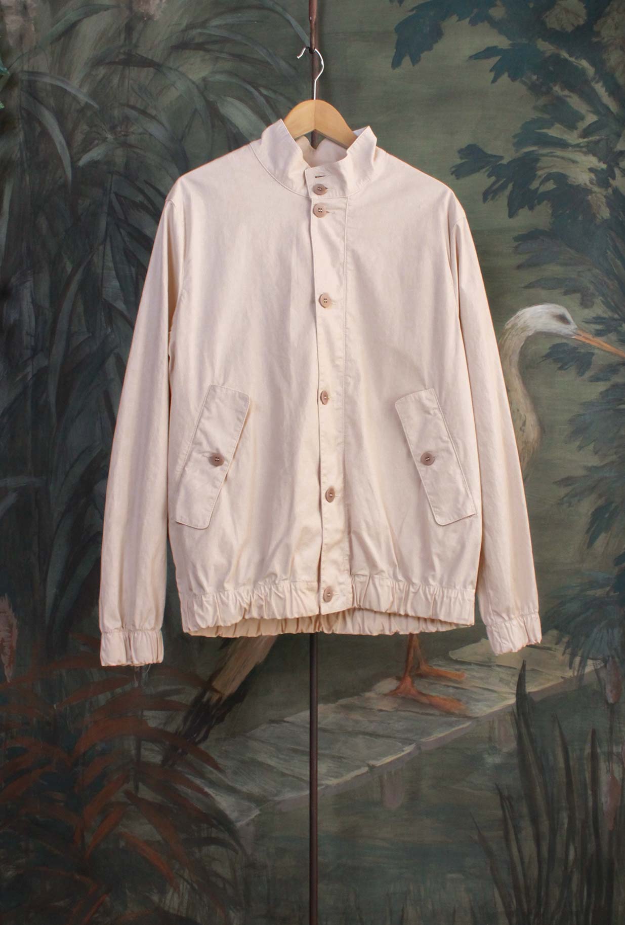 Bomber Jacket Russel firmata Original Vintage Style. Realizzata in morbido cotone nella raffinata tonalità Avorio da Uomo