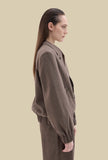 Bomber Jacket di Phisique Du Role realizzata in pregiata flanella di lana e viscosa nell’esclusiva tonalità Kasha