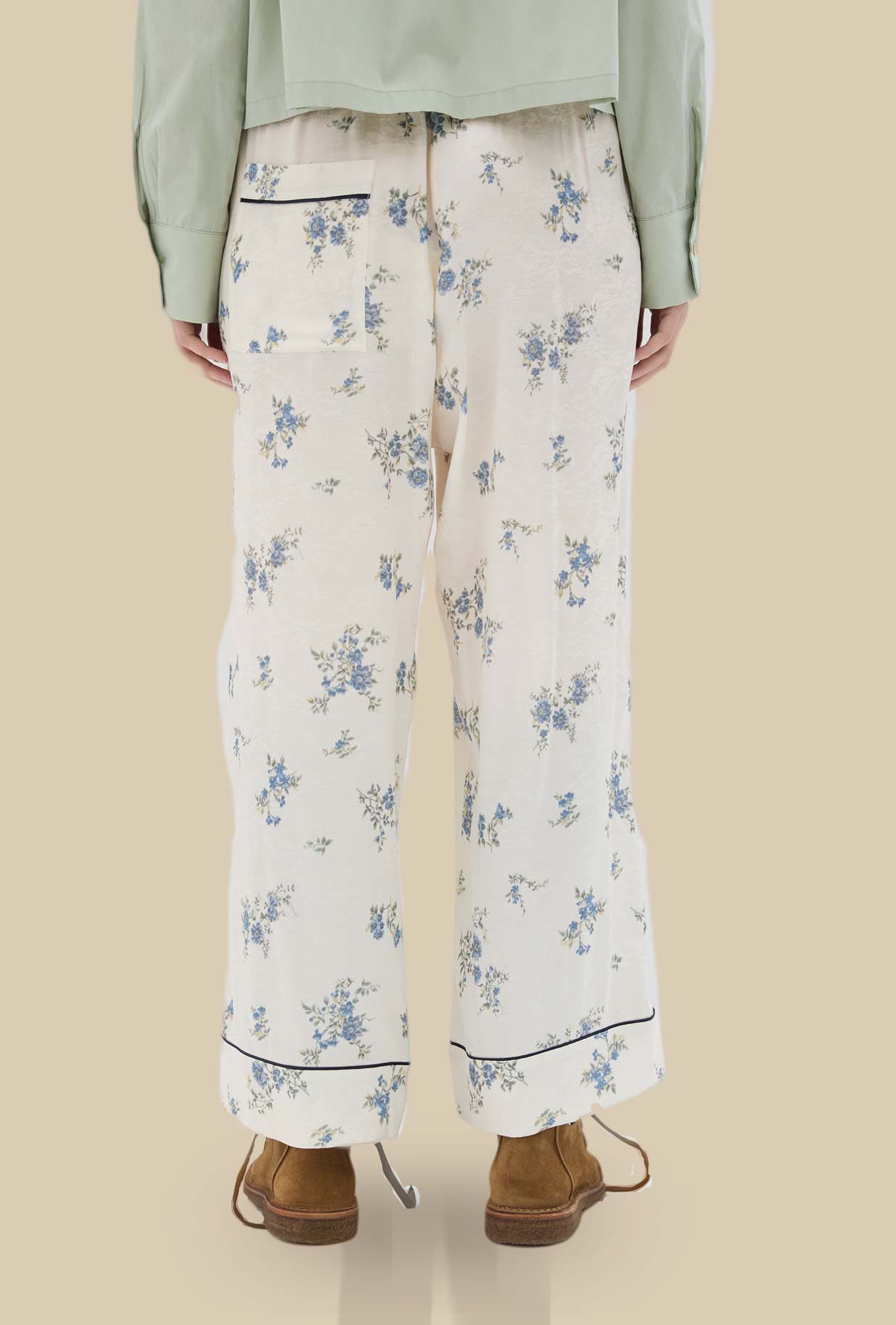 Pantalone Pajama di Phisique Du Role realizzato in prezioso jacquard con floreale Sky Bouquet