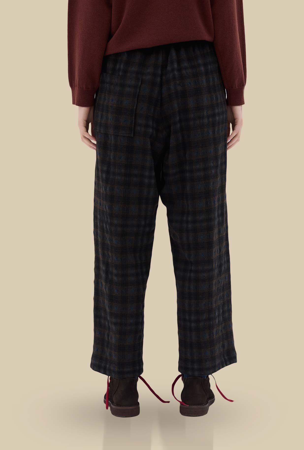 Panta-palazzo/Pantalone Venezia di Phisique du Role realizzato in pregiato blend di lana e cotone nell’intramontabile fantasia Check da Donna