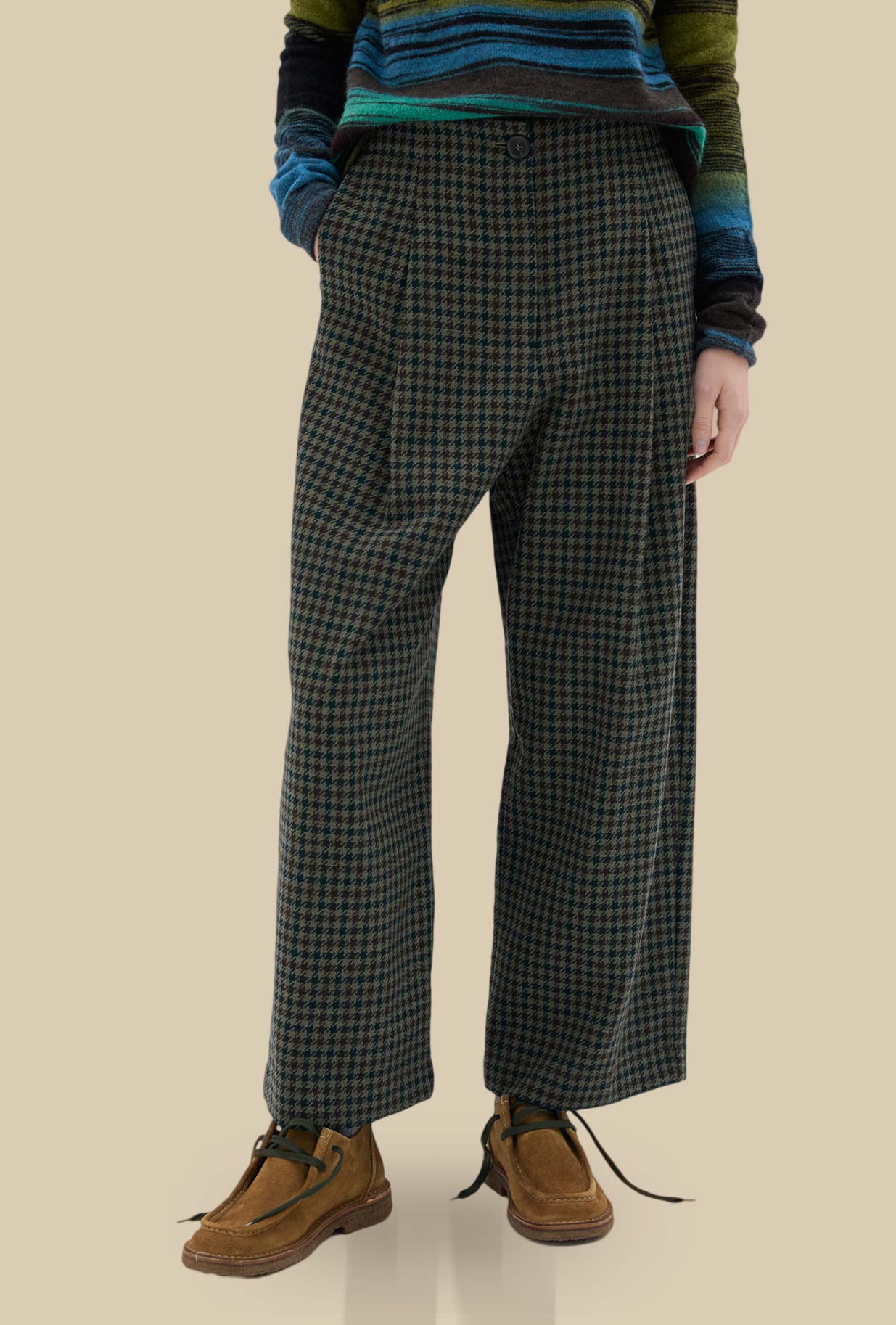 Pantalone Kyoto di Phisique Du Role realizzato in un pregiato blend di lana e cotone nella raffinata fantasia Pied de Poule da Donna