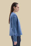 Maglia Girocollo di Phisique du Role esprime una femminilità rilassata e sofisticata realizzata in pregiata lana Shetland nella luminosa tonalità Sky da Donna
