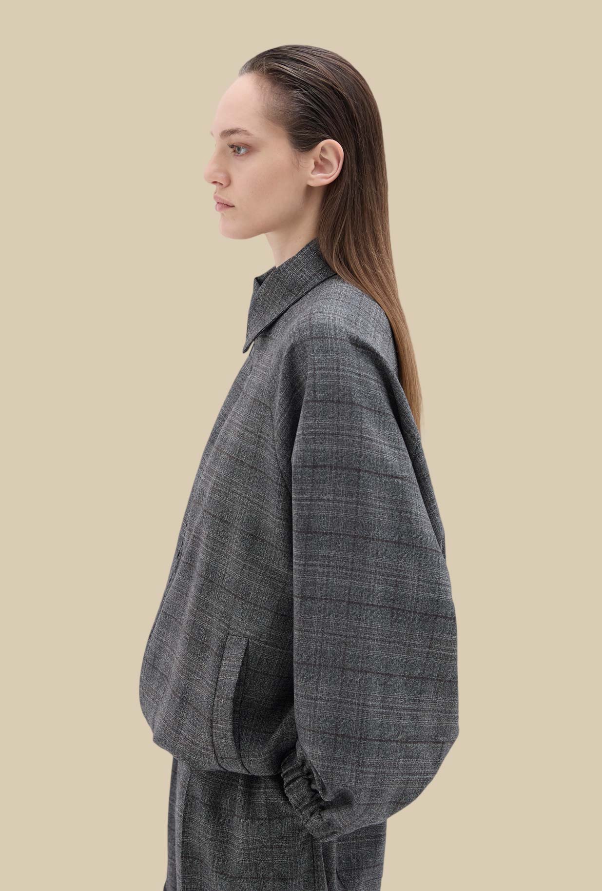 Over Bomber By-Dinamic di Phisique du Role nell’inedita fantasia Check da Donna