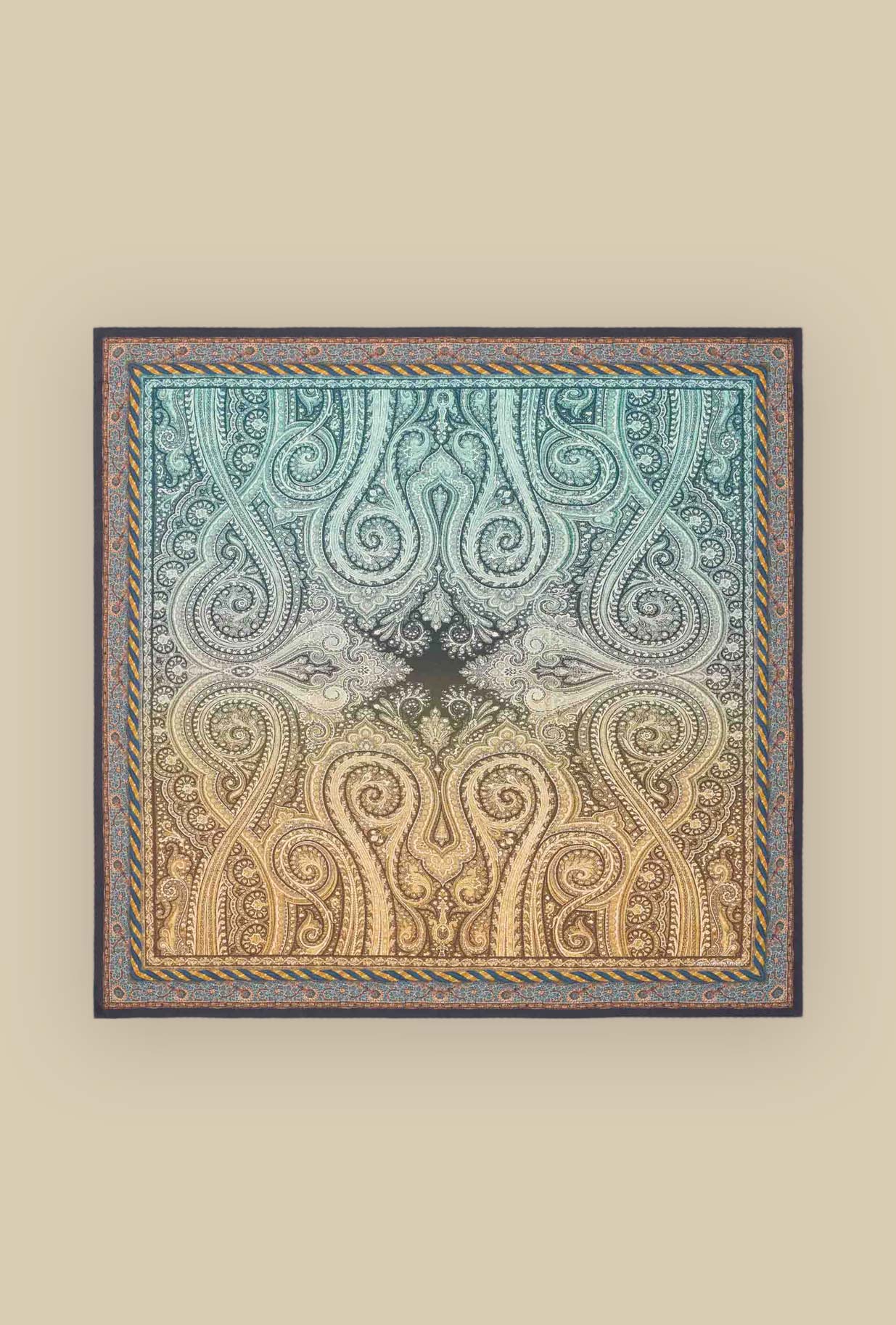 Carrè in Seta Ethereal Kaleidoscope