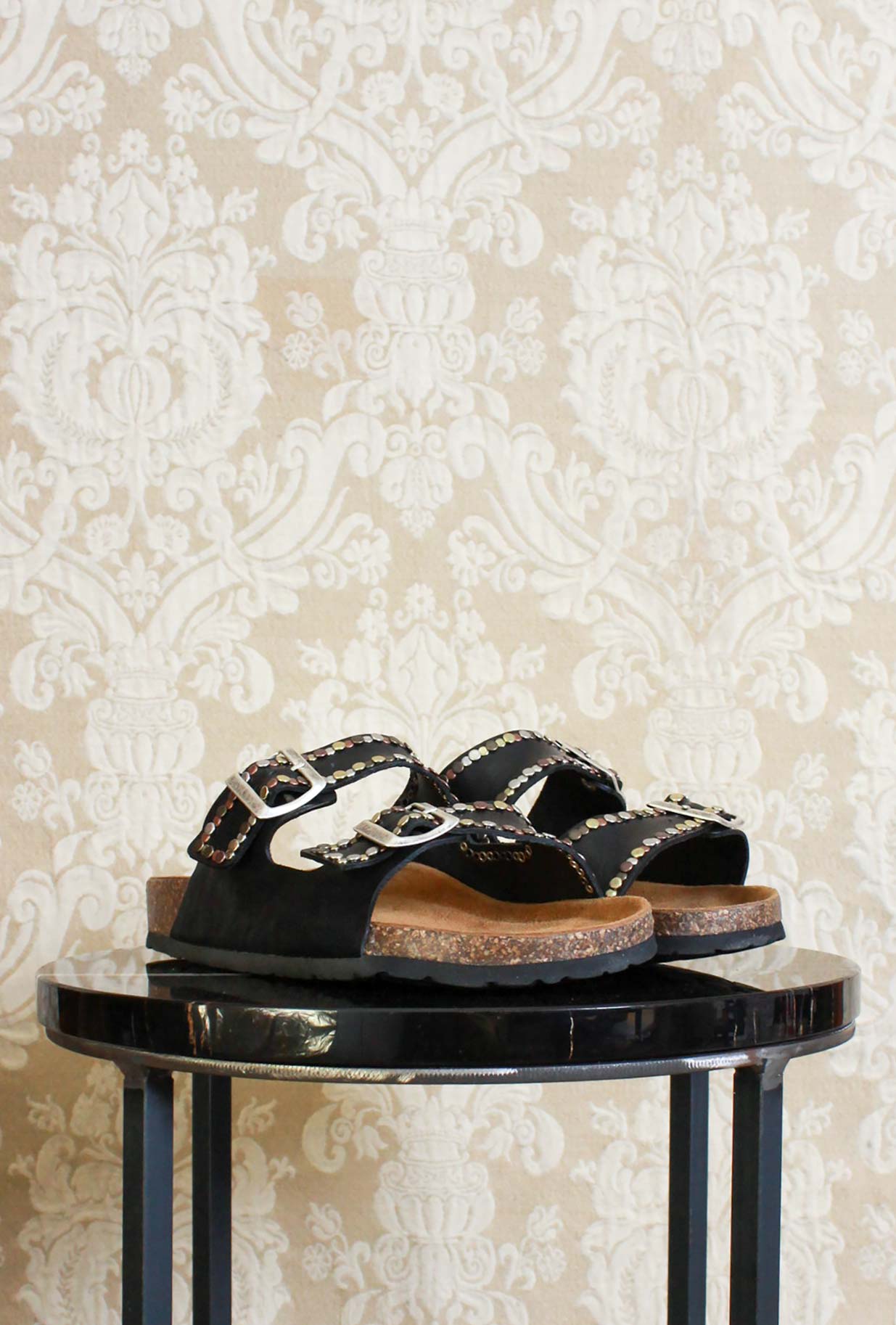 Sandalo Uomo modello birkenstock taormina black studs pelle di post & co
