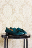 mocassino da donna con nappina in velluto color petrolio della maison prosperine