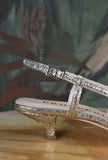 Slingback di prosperine in pelle crackle platinum e gioiello japan blooms da donna ss25