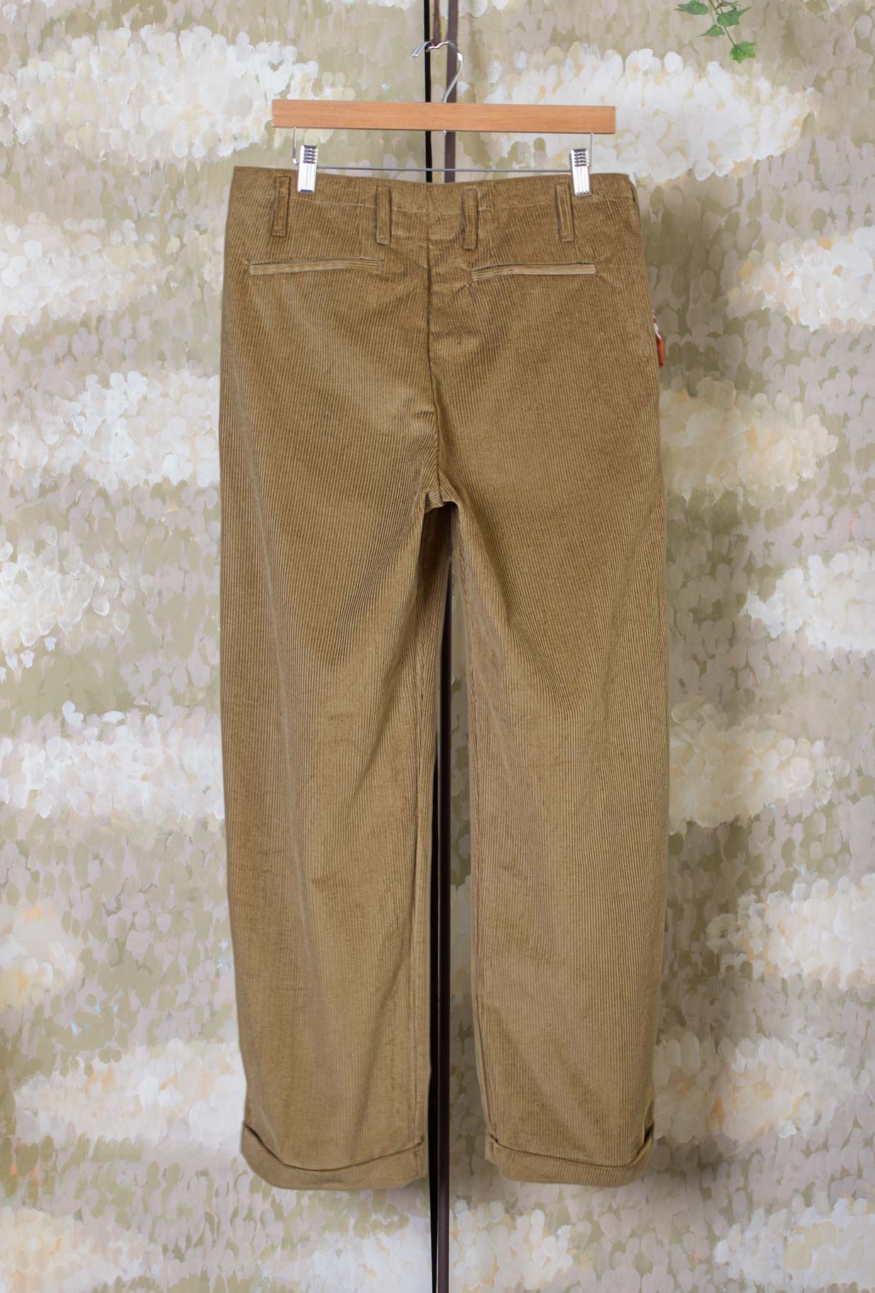 Pantalone Uniform di Telacruda realizzato in un raffinato tessuto dalla tonalità Biscuit da Uomo