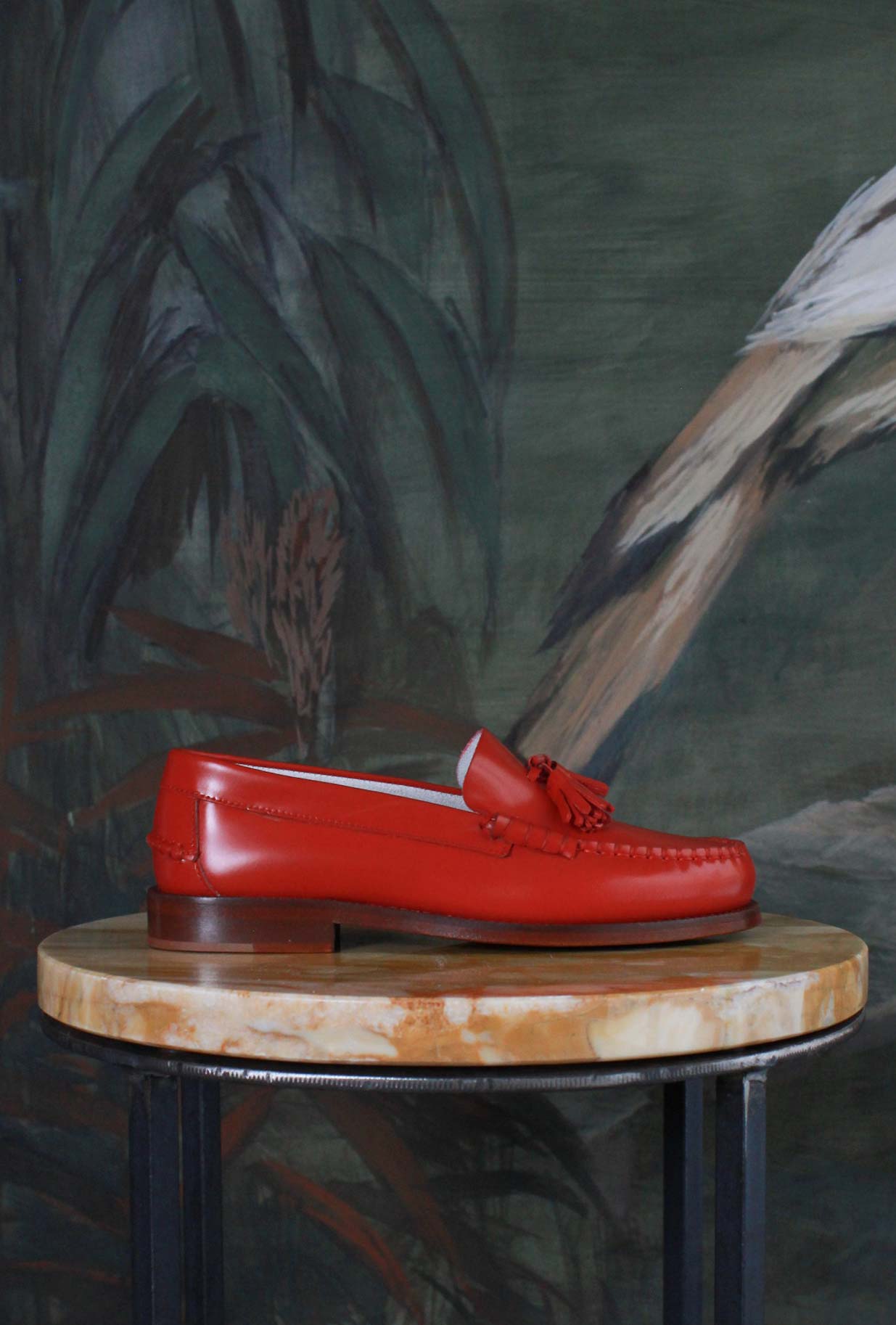 Mocassino cambrigde da donna con nappina di the sharp corner in pelle abrasivata color corallo