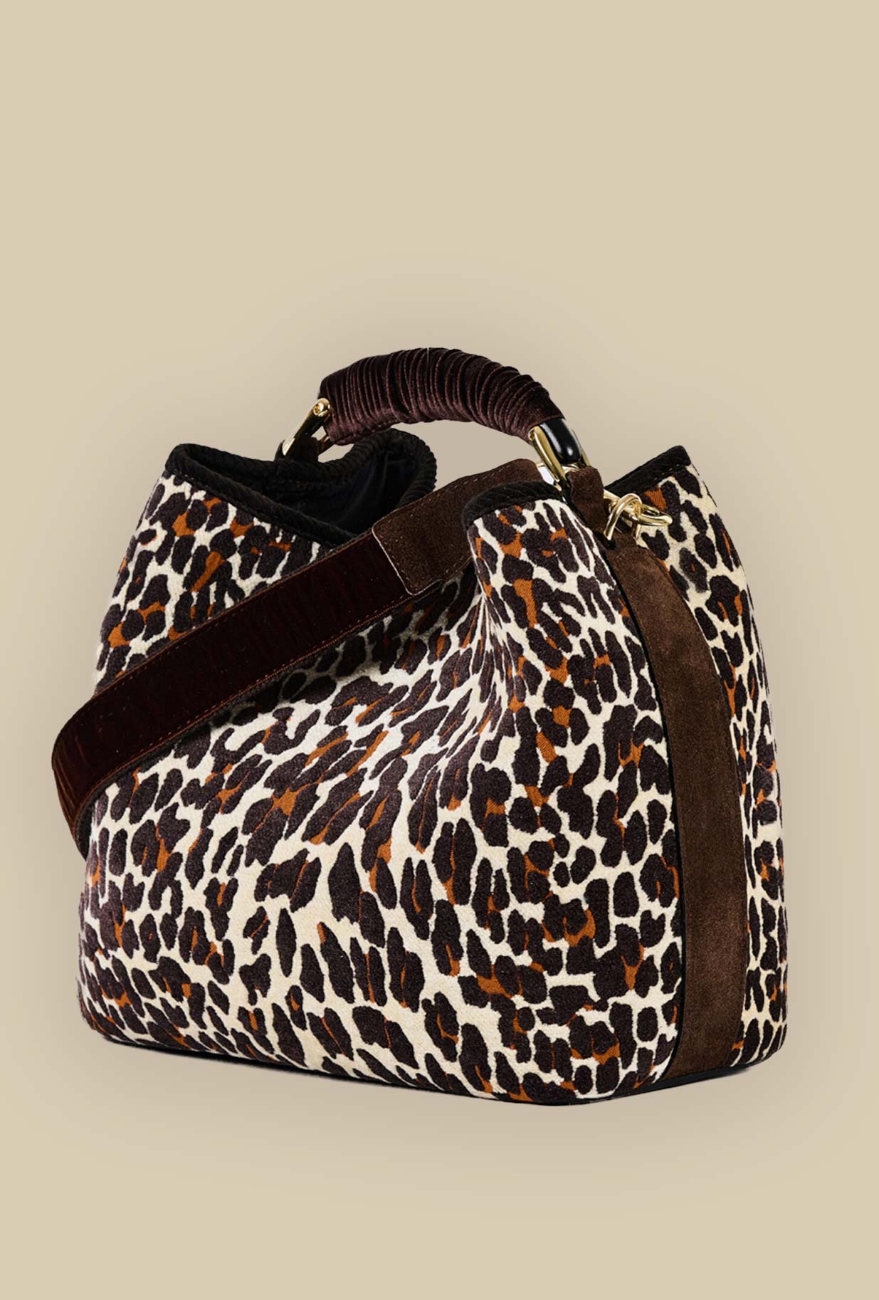 Borsa secchiello coral chenille della maison Via Mail Bag in velluto intreccio color leopard brown donna