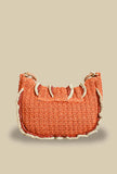 Borsa a spalla in crochet di rafia color tangerine di via mail bag ss24