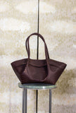 Borsa Tote Zuma di Via Mail Bag realizzata in pelle effetto cocco nell’intensa tonalità Moro