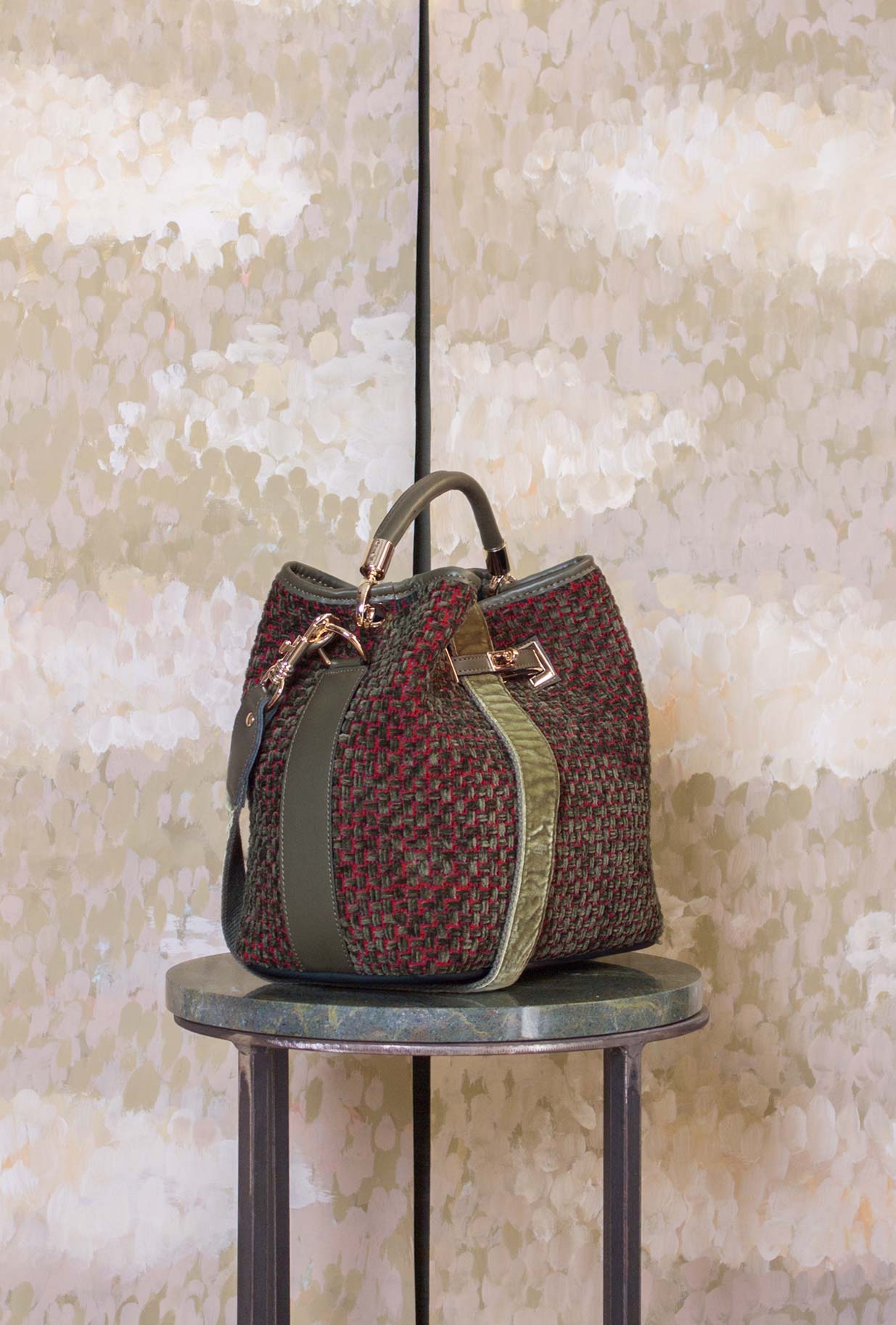 Borsa Secchiello Cayos di Via Mail Bag nella profonda tonalità Forest Green jacquard 