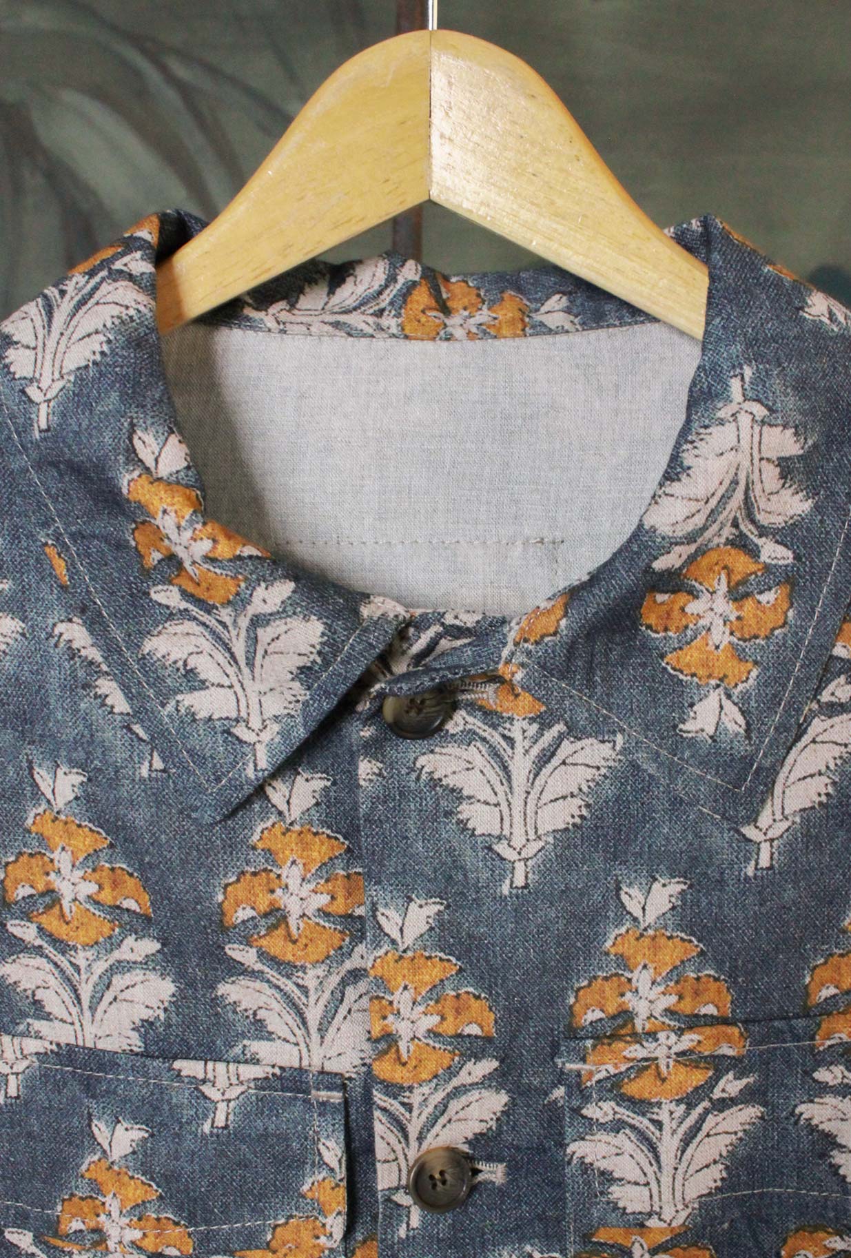 Giacca Over-Shirt firmata White Sand realizzata in un pregiato blend di lino e cotone Victorian Indigo da Uomo