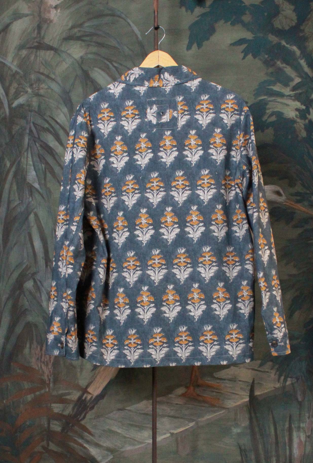Giacca Over-Shirt firmata White Sand realizzata in un pregiato blend di lino e cotone Victorian Indigo da Uomo