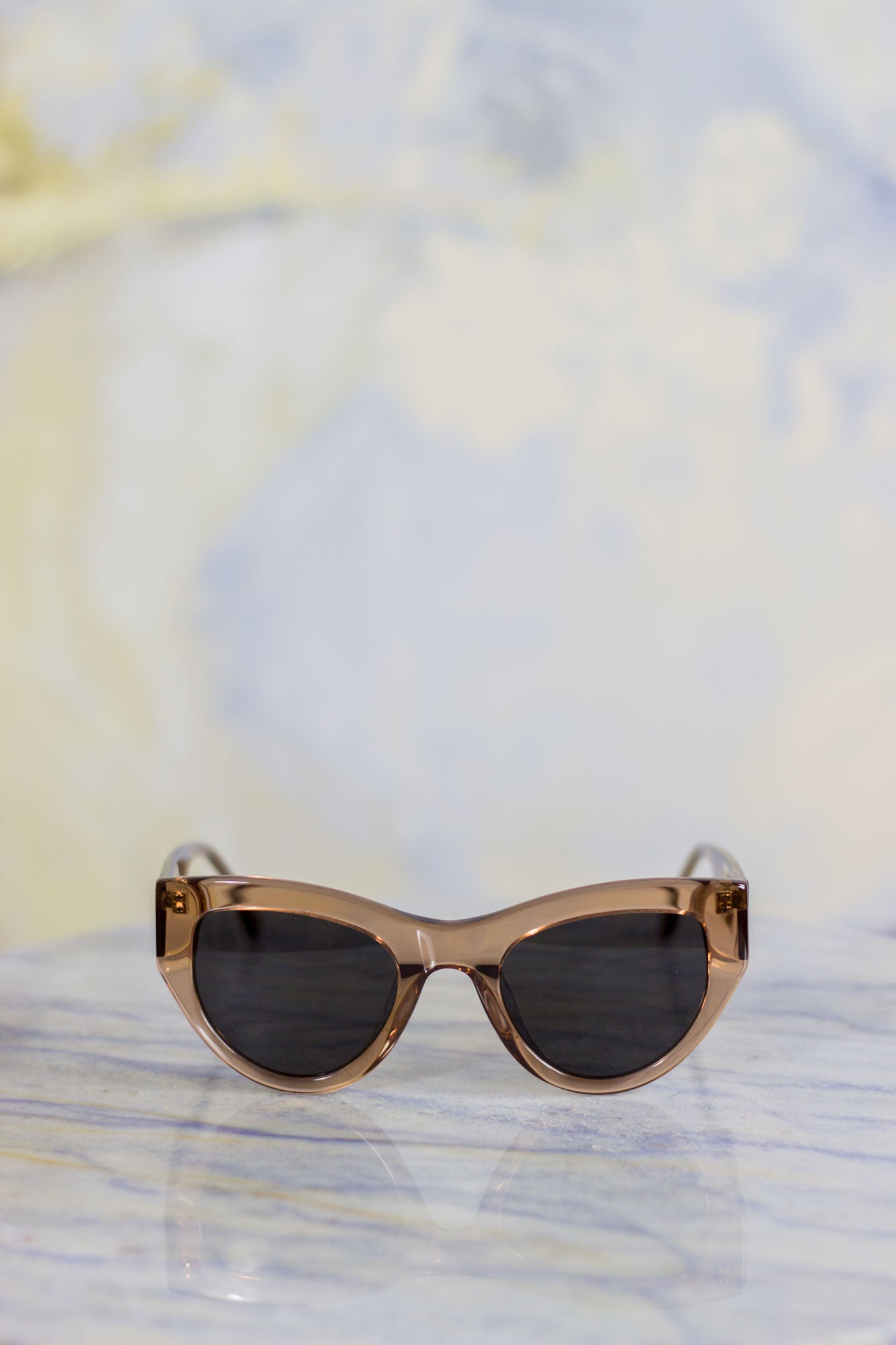 WeAreEyes Blaze 2.0 Sunglasses Translucent Brown - Lenti Black