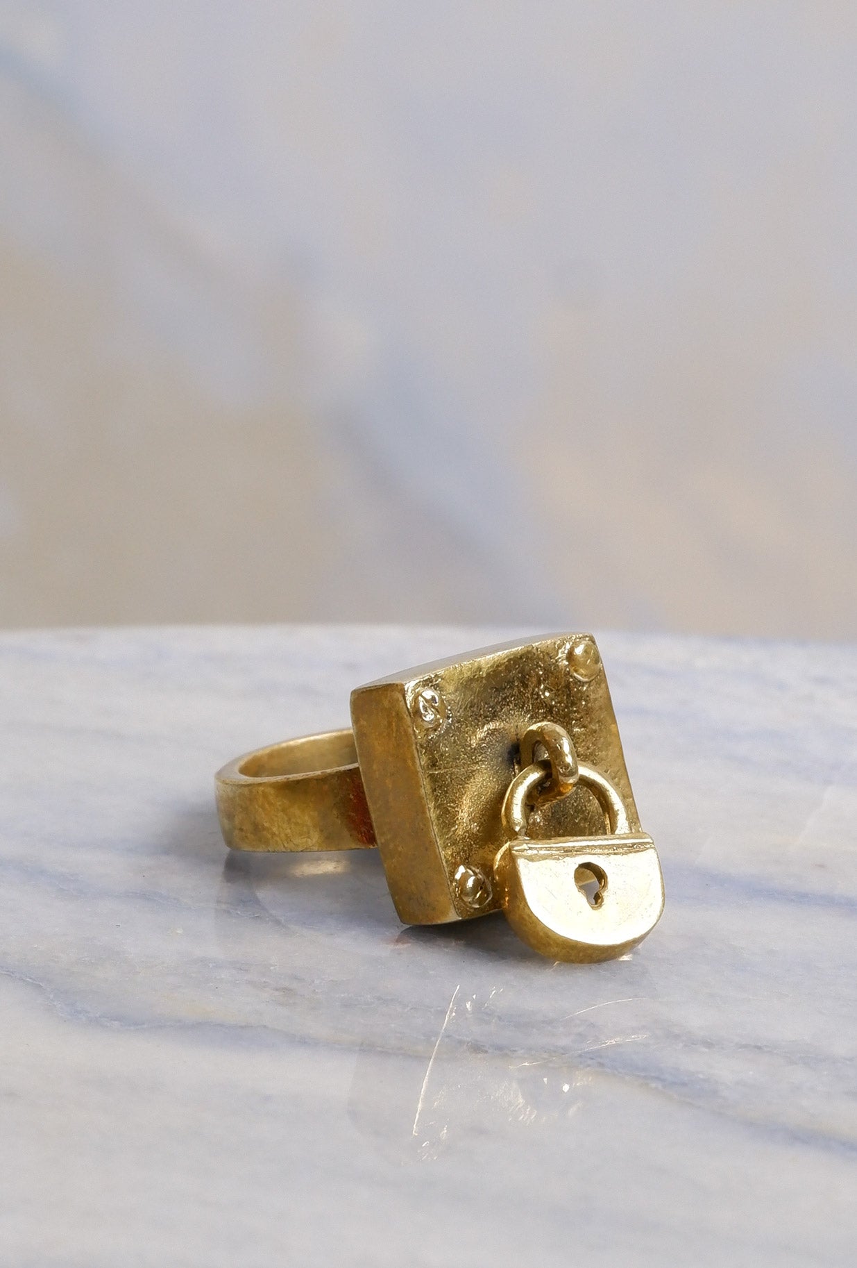Anello mondo online